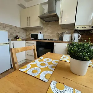 Apartment Beautiful 1 Bedroom Flat In Fulham