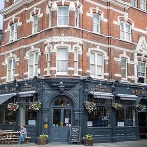 The Kings Arms Bed and breakfast