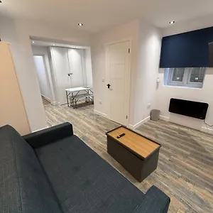 Onsitestays Stylish Sleeps 2