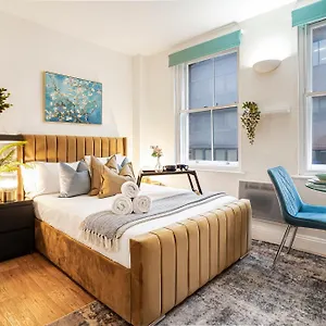 Apartment Stylish In Barbican - Prime Location London