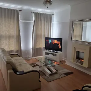 Nice Cosy Spacious Flat *