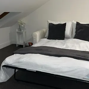 Lovely 1-bed In Walthamstow *
