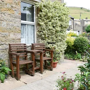 Holiday home Swaleside House