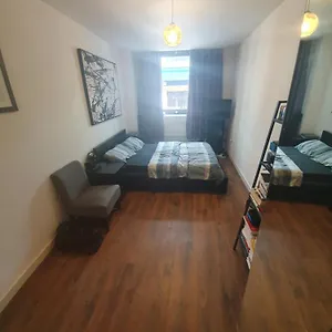 Double With Shared Bathroom * London