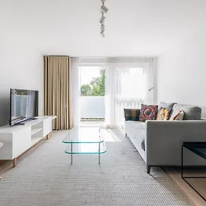Relay Belgravia 22 Apartment