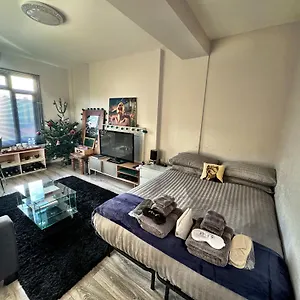 Brixton Hill Retreat Modern And Cosy