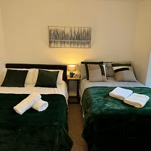Bed & Breakfast Beautiful 3 In *