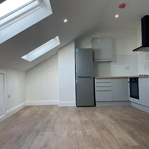 Luxury Croydon