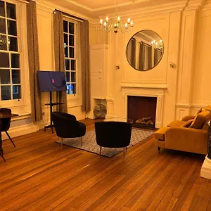 London's Finest Apartment