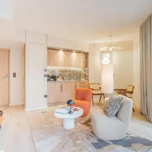 Whitecross Westfield Shopping Centre Apartment London