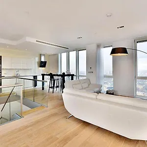 Bird's Eye View - Luxury 2bdr Penthouse In * London