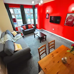Bright And Spacious 2-bedroom Flat Near Emirates Stadium Apartment London