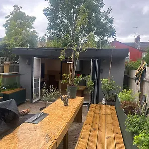 Inviting 1-bed In