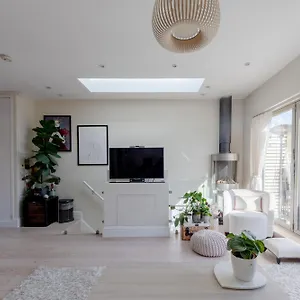 Airy & Modern 1bd Flat In Maida Vale Apartman