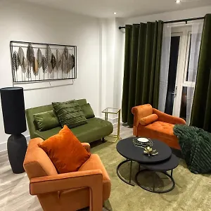 Apartment Stunning 2 Bed In Royal Wharf Next To Excel & Airport London