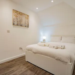 1 Bed Flat Apartment Uxbridge