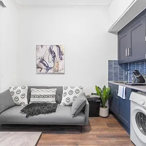 1 Bed Gem Next Hyde Park In Location * London