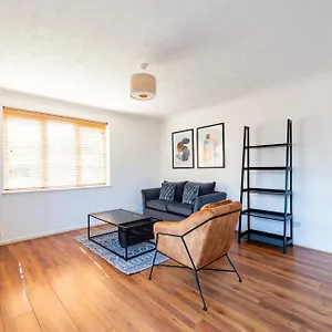 Apartment Capital Modern Two Bedroom In Wimbledon