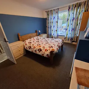 The Tasty Moon Rent Guest house Beckenham
