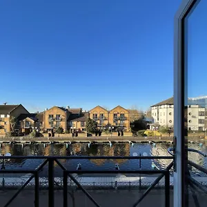 Clippers Quay Loft At Canary Wharf