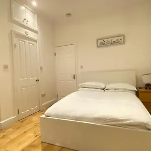 Modern 1 Bed Flat Ensuite Lonodn-alexandra Place - Suite2 Apartment *