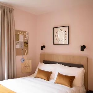 Bob W Holland Park Aparthotel 3*