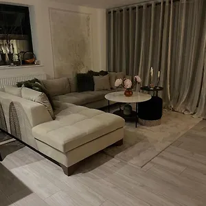 Flat To Chill Adult Only