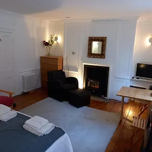 Apartment Large Bright Soho Flat With Large Terrace