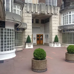 Spacious 2 Bed Flat Grade 2 Art Deco Building *