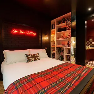 Guestready - Iconic Hideaway In Camden Town London
