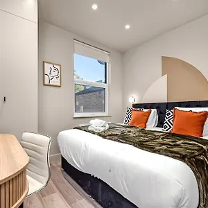 Glam Compact With Chic Kitchenette