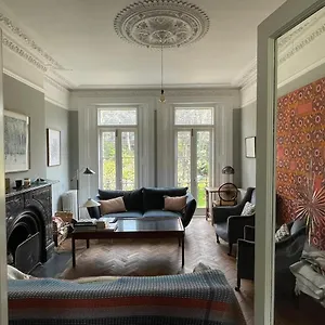Villa Large Five Bed Victorian Family House With Large Garden *