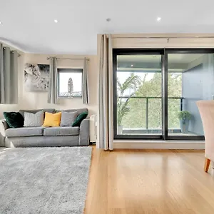 Luxury 2 Bedroom 2 Bathroom - Prime Location In Tower Bridge Bridge Apartment
