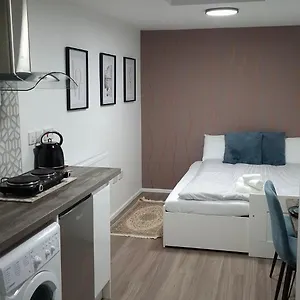 Beautiful Cozy Apartment *