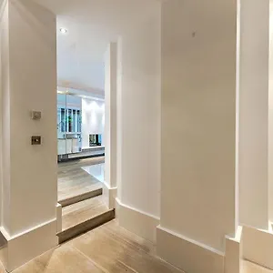Leafy 3 Bed Hampstead Nw3 London