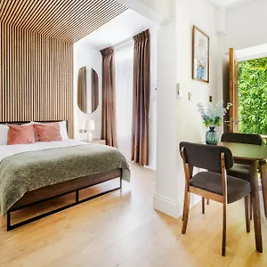 Дом отдыха Luxury In The Heart Of