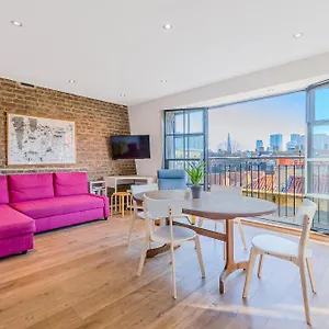 Whitechapel, Fantastic 1bed With Stunning Views Over Апартаменты Лондон