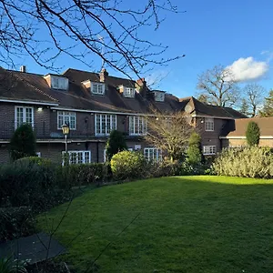 Guest house The Bishop London