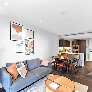Synergy Bloom Nine Elms * London