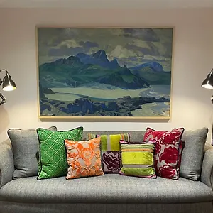 Stylish Georgian Townhouse In * London