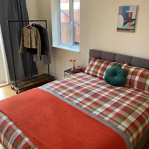 Prime Location Heathrow Airport London