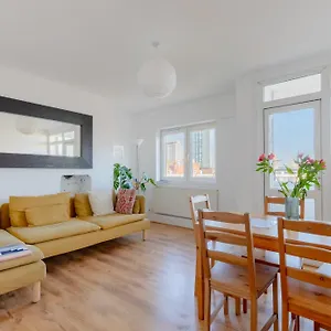 Apartment Fantastically Located 4bd Flat Clerkenwell London