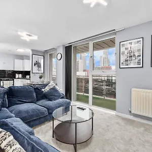 Apartment 2-bedroom Short Term & Flexible Renting Canary Wharf *