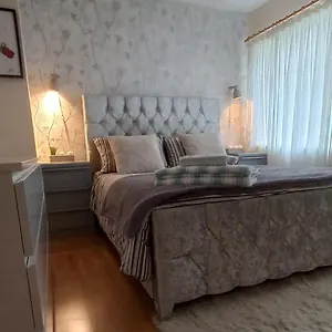 Cosy Bedroom Ensuite *