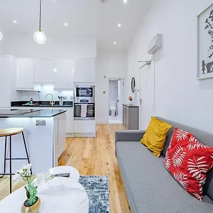 Apartment Charming 1br Prime Location Near Station & Shops South Norwood