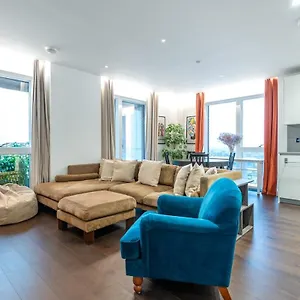Lexington Devereux Residences *