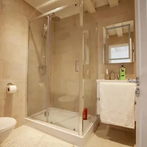 Cozy & Flat For 3 ! * London