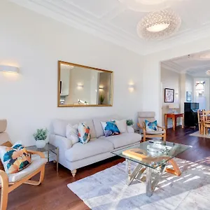 Stunning Edwardian 6-bedroom Family In Muswell Hill