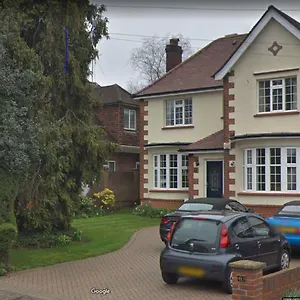 Bed & Breakfast Leafy Suburban Northwood (Greater London)
