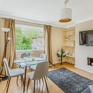 Apartment Charming 2br With Communal Garden In Acton London
